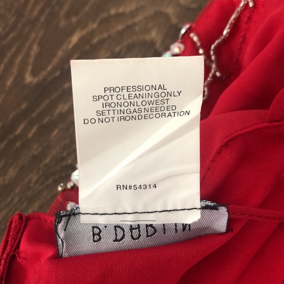 Red 2pc Formal Jeweled Halter Dress Size 7/8 - Picture 6 of 12